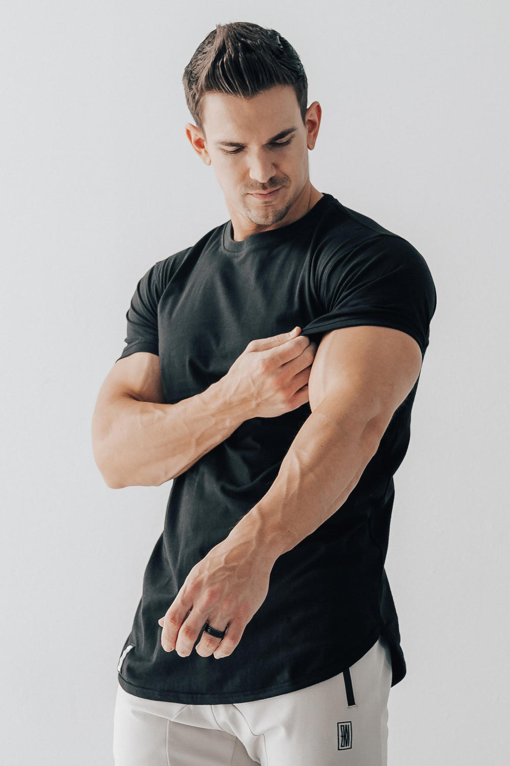 Curved Hem Tee Black
