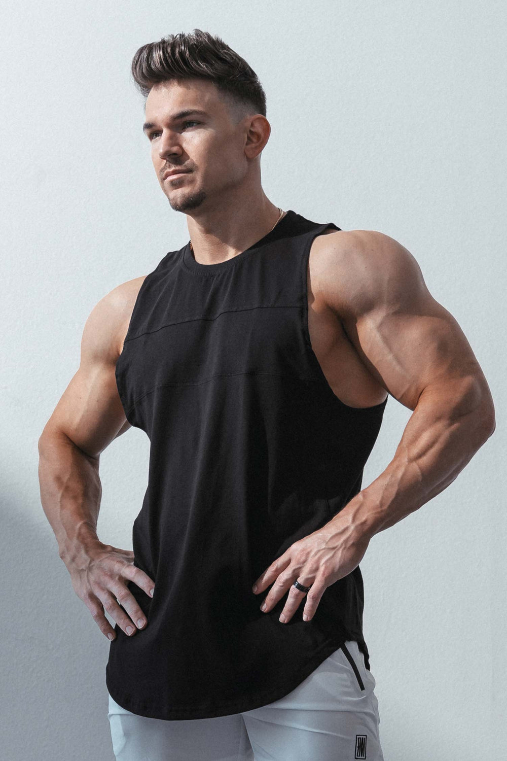 Panel Tank Black