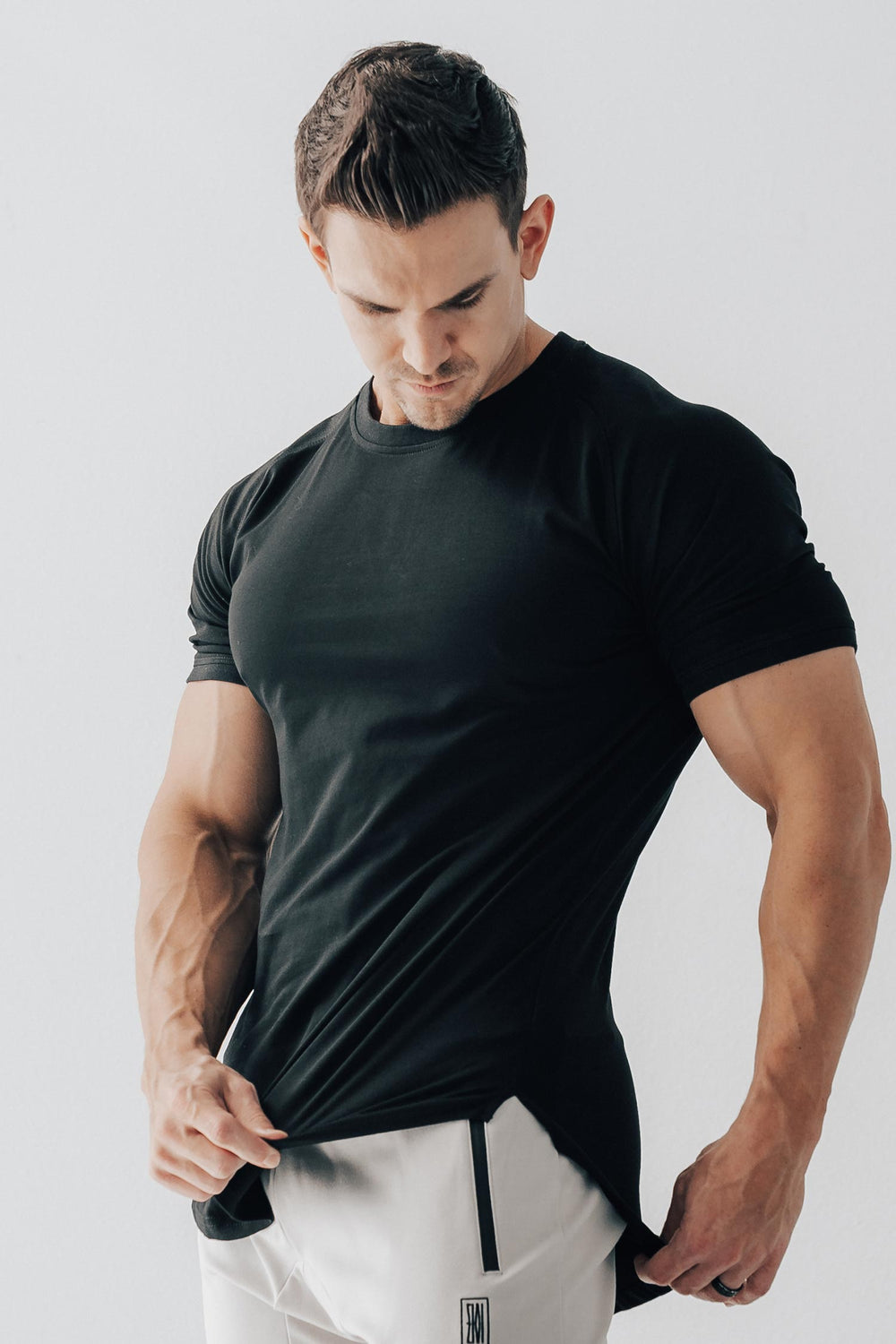 Curved Scoop Hem Tee Black