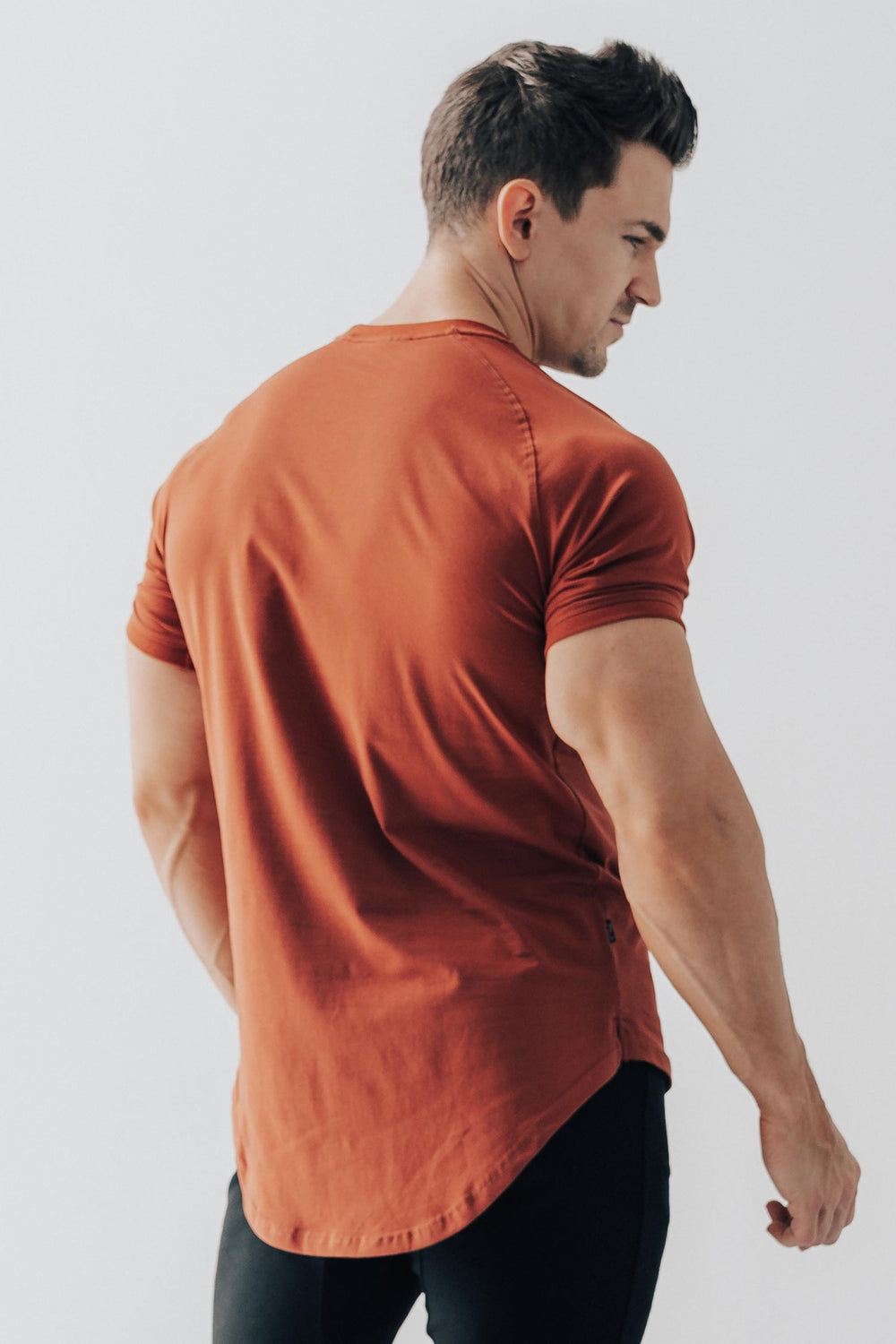 Curved Scoop Hem Tee Brick