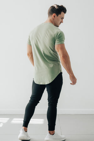 Curved Scoop Hem Tee Leaf