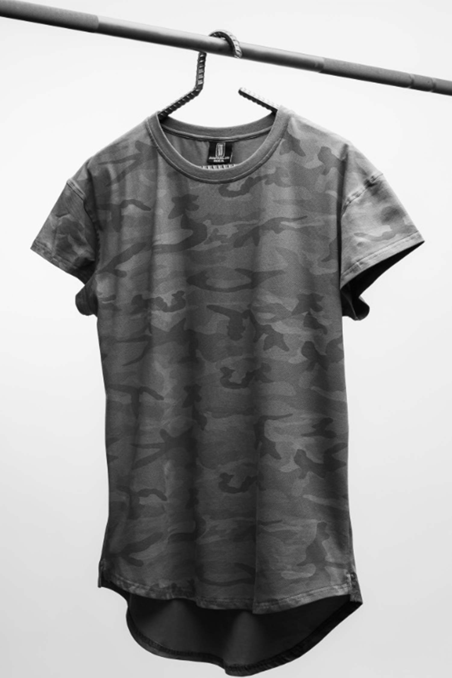 Scoop Shoulder Hem Tee Dark Camo