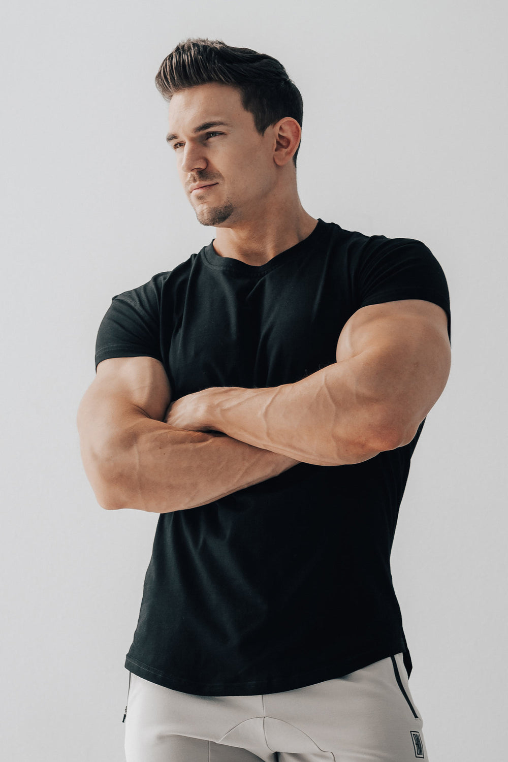 Scoop Shoulder Hem Tee Black