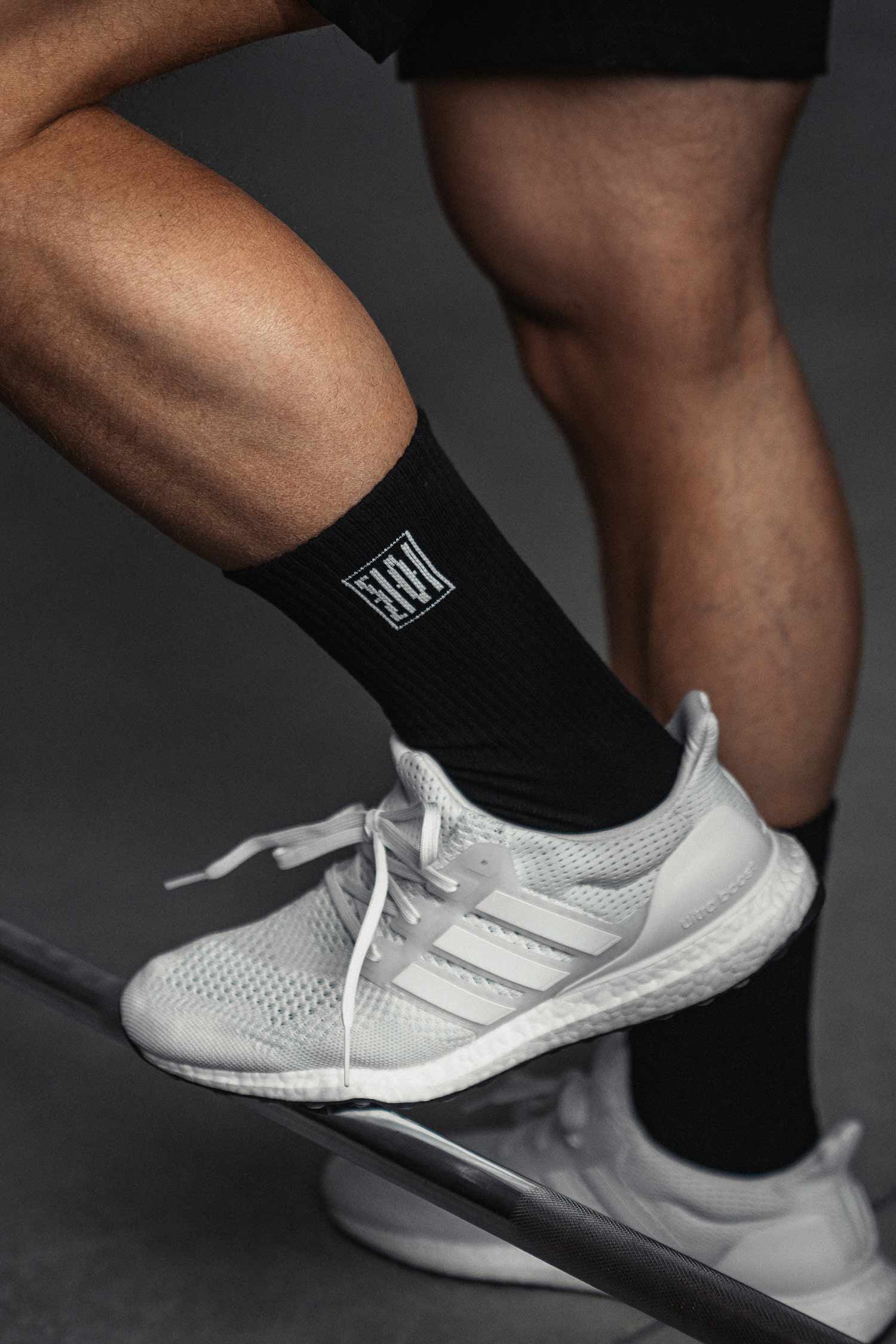 Signature Crew Socks (3 PAIR) - Black
